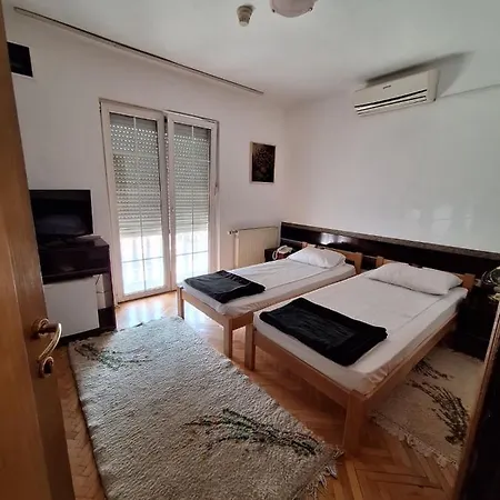 Frühstückspension Grinka M 3*